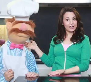 Watch This: Miss Piggy and the Swedish Chef Make Nerdy Nummies
