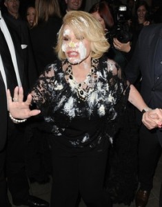 Joan Rivers Gets Caked At QVC Red Carpet Event