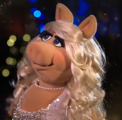 VCR Alert: Miss Piggy in A Toast to 2014