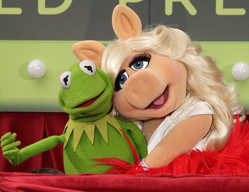 BREAKING: Kermit and Miss Piggy Have Parted Ways