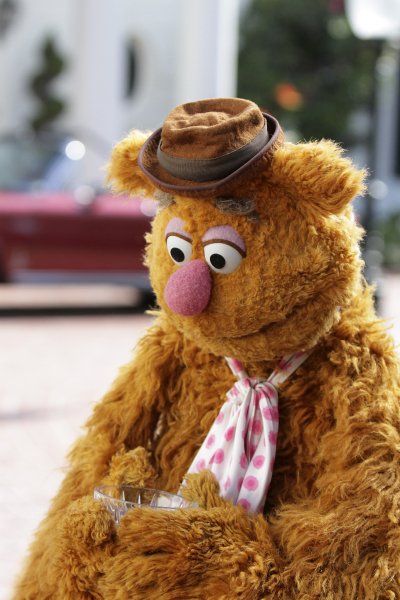 New Photos from The Muppets Episode 2 – “Hostile Makeover” | ToughPigs