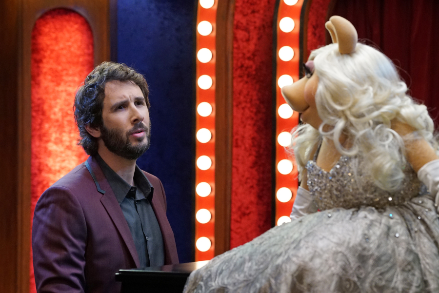 New Photos from The Muppets Episode 2 – “Hostile Makeover”