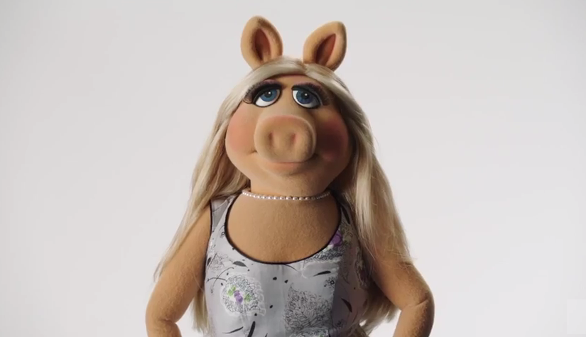 Miss Piggy Reveals Her Top 5 Favorite Non-Kermit Things