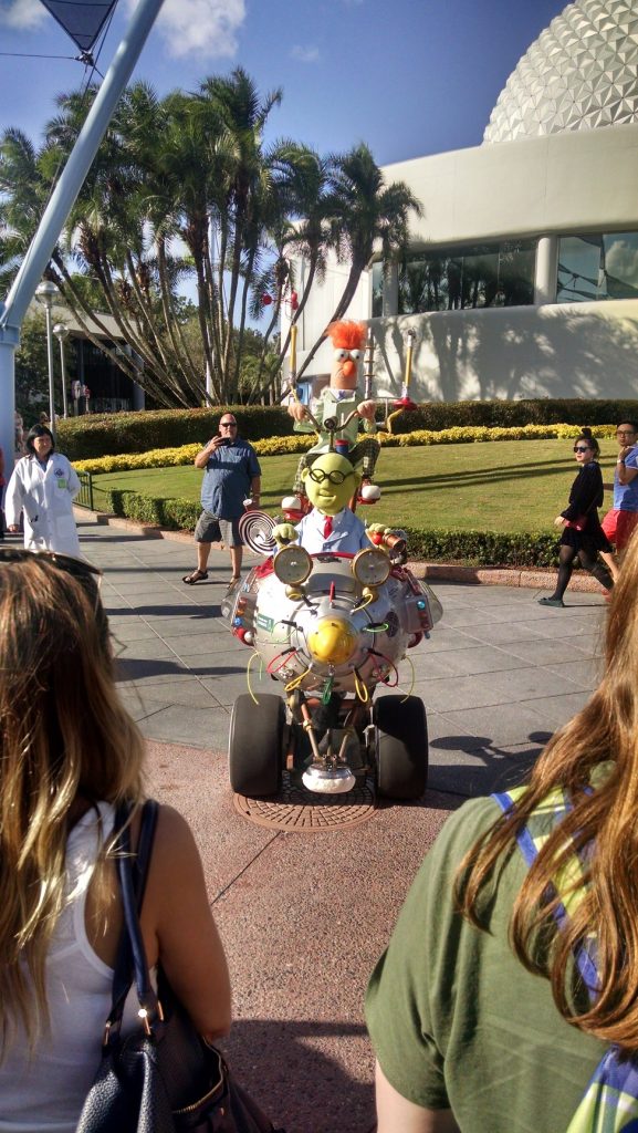 muppet-mobile-lab-head-on
