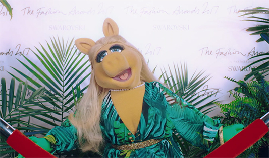 The Very Fashionable Miss Piggy at the Fashion Awards