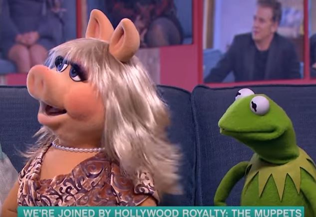 Watch the Muppets Talking to English People