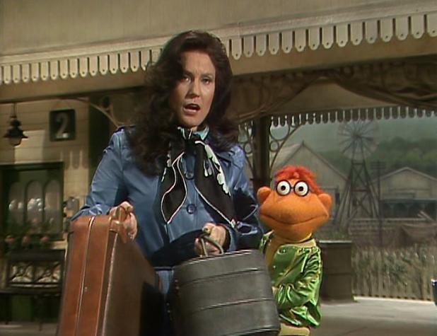 The Muppet Show: 40 Years Later – Loretta Lynn