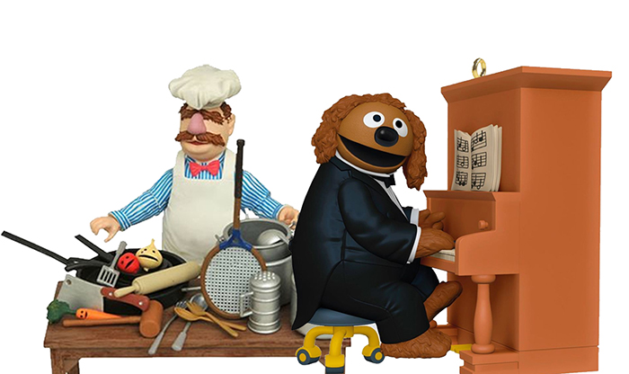 VIDEO REVIEWS: Swedish Chef Action Figure & Rowlf Ornament