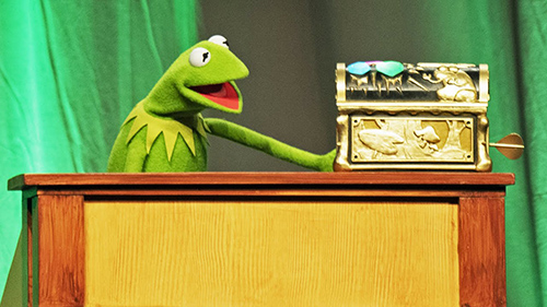 Watch Kermit the Frog Moderate a D23 Panel
