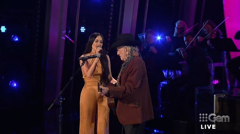 Willie Nelson and Kacey Musgraves Share a Rainbow Connection