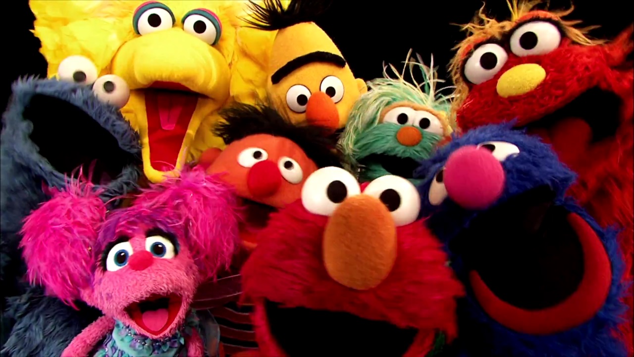 Robe nyt år trofast Yes, Sesame Street Should Be Covering This Topic: A Letter to an Internet  Commenter - ToughPigs