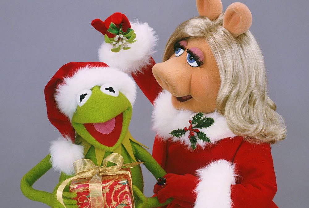 The Muppets to Sing Christmas Carols at Disneyland