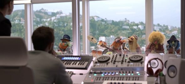 The Electric Mayhem records in a high-tech studio